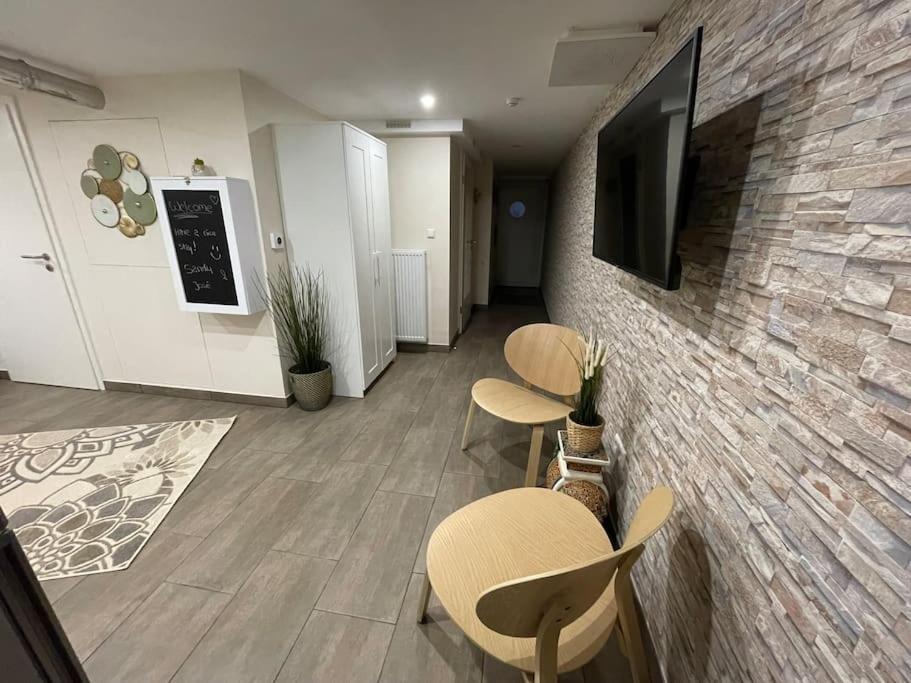 Studio Situe Aux Abords De La Foret Avec Parking Apartment Differdange Bagian luar foto